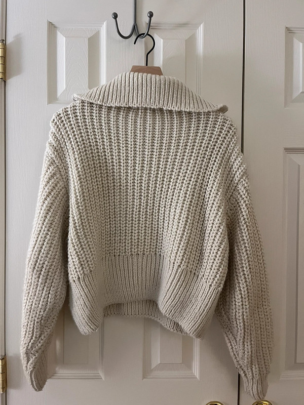 Knitted sweater 2