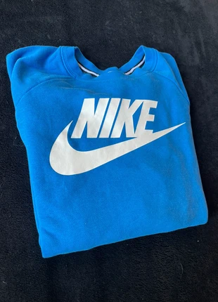 Sweatshirt Nike bleu, marque: Nike, état: Très bon état, taille: M, 15,00 €, 16,45 € Protection acheteurs incluse