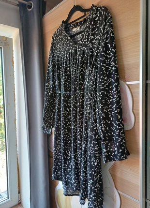 Robe noire imprimé feuillage blanc koolook T.L, brand: Koolook, condizioni: Ottime, taglia: L / IT 44 / EU 40, €4.00, €4.90 include la Protezione acquisti