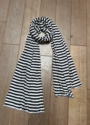 Large et longue écharpe d’été rayée marine paréo, merk: Marque parisienne, staat: Heel goed, € 6,00, € 7,00 inclusief Kopersbescherming