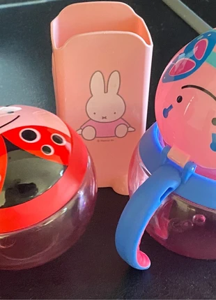 Skip hop snack cups (2x) + brikhouder kleuter, merk: SKIP HOP, staat: Heel goed, € 8,00, € 9,10 inclusief Kopersbescherming