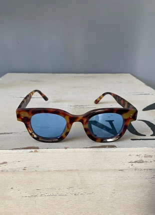 Lunettes de soleil écailles verres bleus style Moscot, marque: Moscot, état: Très bon état, 12,00 €, 13,30 € Protection acheteurs incluse