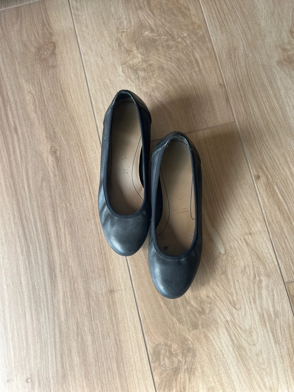 Ballerine compenses noir taille 36 de marque Tamaris