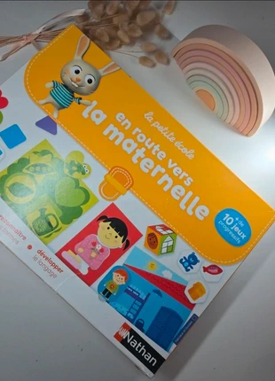 Mallette multi activités en route vers la maternelle Nathan, merk: Nathan, staat: Heel goed, maat: 24-36 maanden / 92 cm, € 5,90, € 6,90 inclusief Kopersbescherming Pro