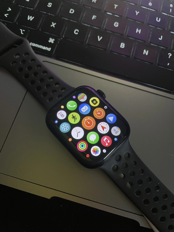 Apple watch series 4 44mm nike edition sales