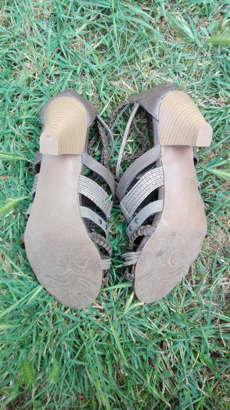 Sandales bridées 5
