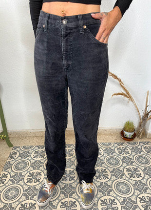 Pantalón Levis 907 Gris