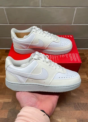 Nike court vision low creme wit maat 36, marque: Nike, état: Neuf sans étiquette, taille: 36, 47,99 €, 51,09 € Protection acheteurs incluse