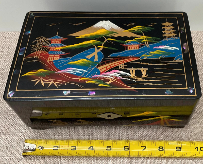 Japanese  Musical Jewelry Box Hand Painted Black Lacquered Abalone Inlay 1