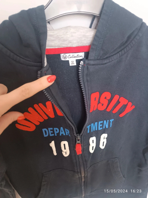 Pull zippé 12 ans 2