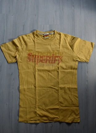 T-shirt rétro Superdry, brand: Superdry, condizioni: Nuovo senza cartellino, taglia: M, €19.99, €21.69 include la Protezione acquisti