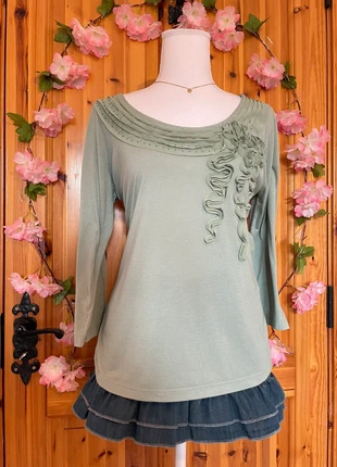 Long Sleeve Top | Embellished Neckline | Rosette Detail | 457., brand: Boho Chic, condition: Good, size: XL / 42 / 14, €17.00, €18.55 includes Buyer Protection