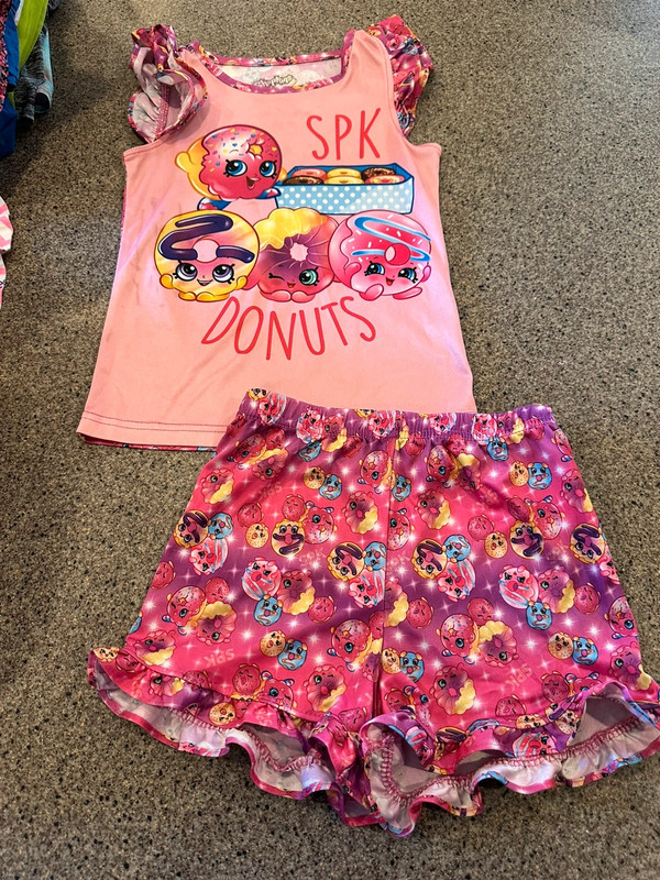 Girls 4/5 shopkins pj set 1