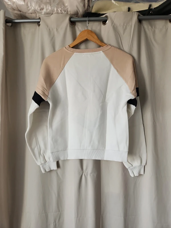 🌺Sweat molletonné 3 couleurs Cache Cache T34/XS🌺 - photo numéro 2