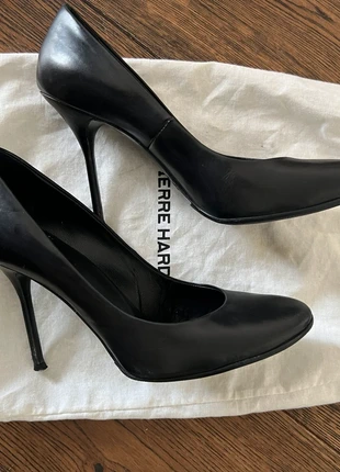 Stiletto escarpins Pierre Hardy Noires talon fin taille 37, marke: Pierre Hardy, zustand: Sehr gut, größe: 37, 35,00 €, 37,45 € inklusive Vinted-Käuferschutz