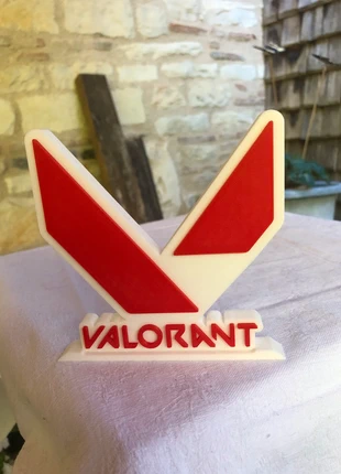 Logo Valorant décoration figurine, brand: valorant, condition: New without tags, size: Preemie, up to 44cm, €8.00, €9.10 includes Buyer Protection Pro