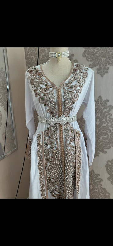 Super offre à saisir/Sublime robe blanche avec sa sur jupe intégrée magnifique🤩 2