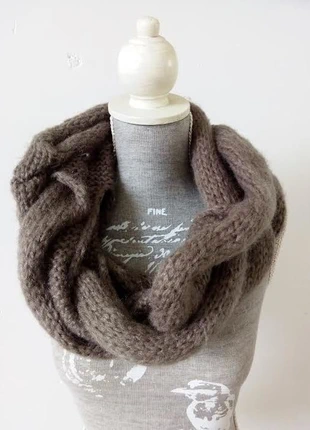 echarpe marron chaud, marque: Camaïeu, état: Très bon état, 10,00 €, 11,20 € Protection acheteurs incluse