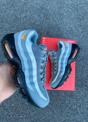Nike Air Max 95 "Grey Orange Black", marke: Nike, zustand: Neu, mit Etikett, größe: 38.5, 80,00 €, 84,70 € inklusive Vinted-Käuferschutz
