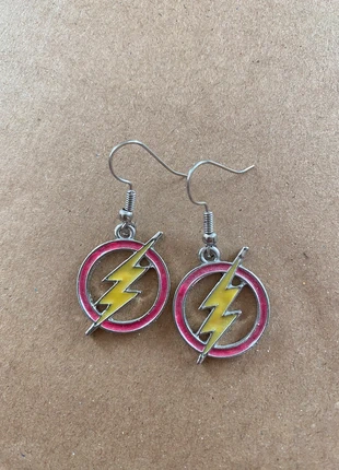 Orecchini The Flash, marque: Unbranded, état: Neuf sans étiquette, 2,00 €, 2,80 € Protection acheteurs incluse