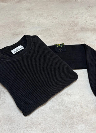 Pull crewneck stone Islande noir {taille S} très bon état, marque: Stone Island, état: Très bon état, taille: S, 130,00 €, 137,20 € Protection acheteurs incluse