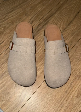 Grijze sandalen, merk: Shein, staat: Nieuw zonder prijskaartje, maat: 38, € 5,00, € 5,95 inclusief Kopersbescherming