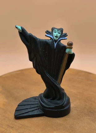 Figurine Maléfique La Belle au bois dormant Disney, marque: Disney, état: Très bon état, taille: Taille unique, 2,00 €, 2,80 € Protection acheteurs (Pro) incluse