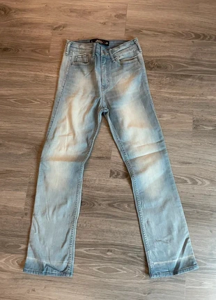 Jean délavé Hollister taille 34, marke: Hollister, zustand: Neu, größe: XS / 34 / 6, 6,00 €, 7,00 € inklusive Vinted-Käuferschutz