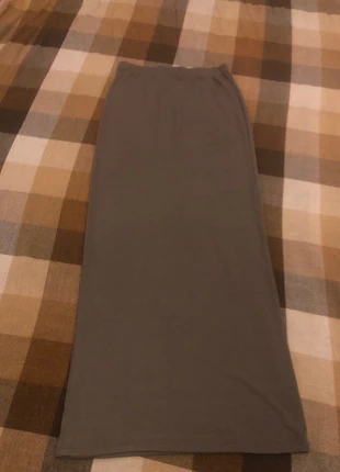 Jupe long d’hiver taille M, merk: LAINE, staat: Heel goed, maat: M / 38 / 10, € 5,00, € 5,95 inclusief Kopersbescherming