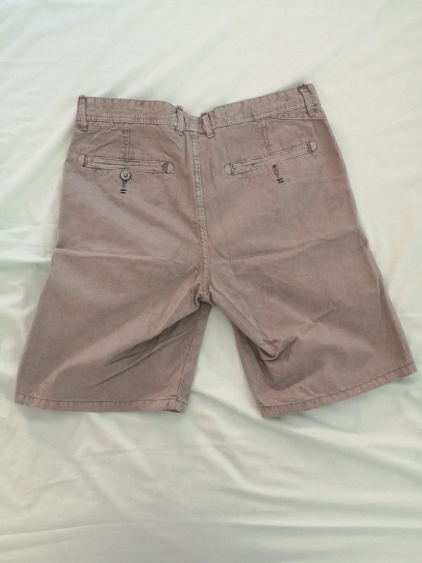 Bermuda shortos. Pantalon corto gris Springfield Vinted