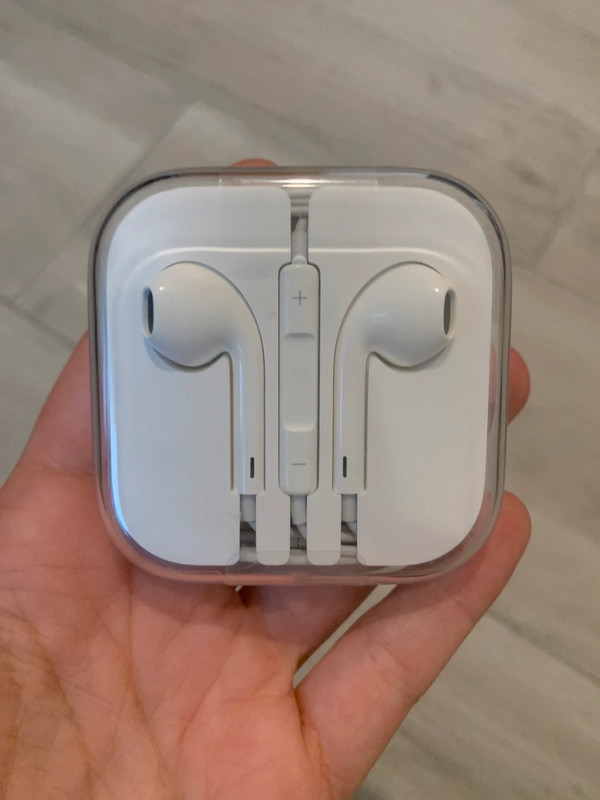 EarPodes Apple 1