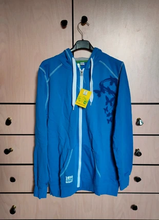 Felpa azzurra, brand: FIFA, condizioni: Nuovo con cartellino, taglia: XS / IT 38 / EU 34, €10.00, €11.20 include la Protezione acquisti