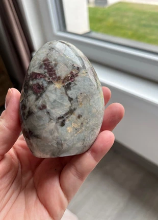 Forme libre lepidolite, marke: Lepidolite, zustand: Sehr gut, 15,00 €, 16,45 € inklusive Vinted-Käuferschutz