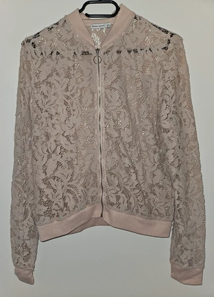 Veste dentelle rose poudré Bershka S élégante légère, marke: Bershka, zustand: Sehr gut, größe: S / 36 / 8, 8,00 €, 9,10 € inklusive Vinted-Käuferschutz