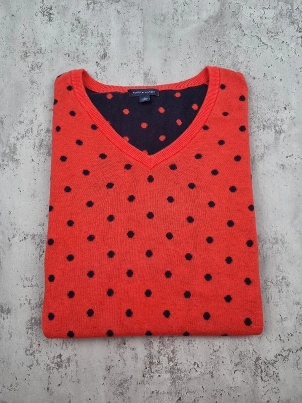 Pull col V rouge à pois noirs Tommy Hilfiger – Taille XL Femme (mesures en photos) - photo numéro 2