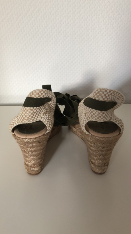 Espadrilles compensées en daim kaki Gloria Ortiz 5