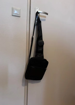 leren fanny bag, merk: Fanny, staat: Heel goed, € 2,00, € 2,80 inclusief Kopersbescherming