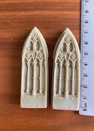 Set of 2 Gothic-style resin windows – double-sided, marque: Escenorama, état: Très bon état, 5,80 €, 6,79 € Protection acheteurs incluse