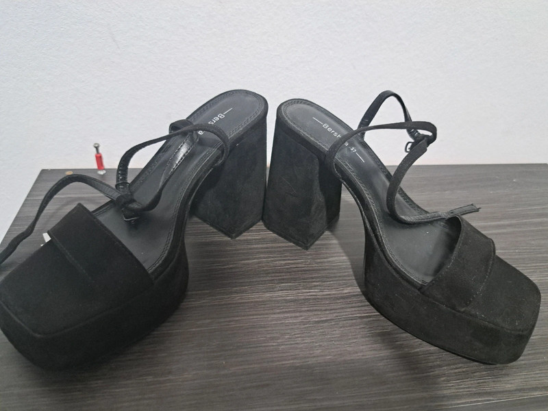 Sandalias Bershka 4