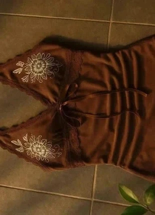 Top Dos Nu Marron Brodé – Bohème / Romantique / Été Chic / Y2K, condizioni: Ottime, taglia: M / IT 42 / EU 38, €29.99, €32.19 include la Protezione acquisti Pro