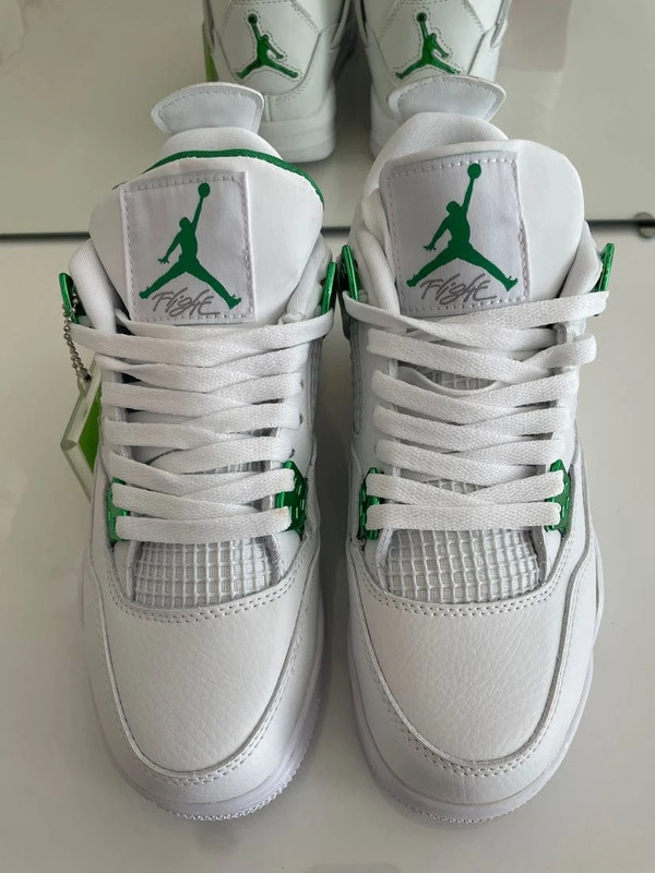 Air Jordan 4 vert Vinted