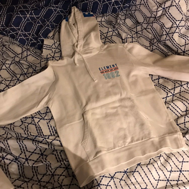 Pull Element style skateur