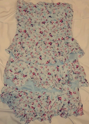 Robe fleurie sens bretelle, état: Très bon état, taille: Taille unique, 4,00 €, 4,90 € Protection acheteurs incluse