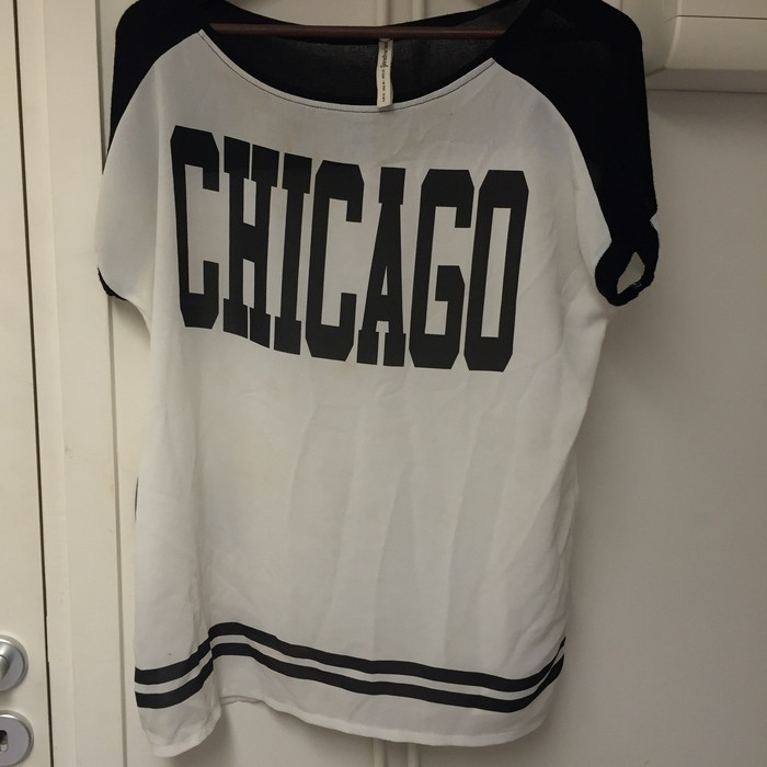 T-shirt "Chicago" de Stradivarius 1