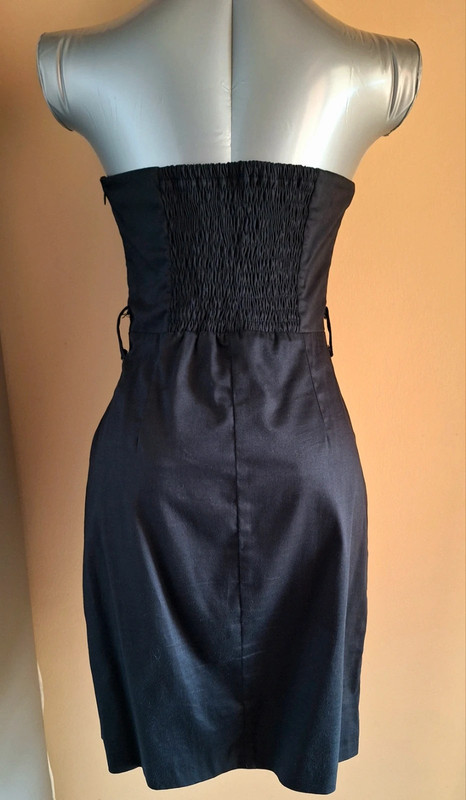 Tubino nero con cerniera 2025 dietro