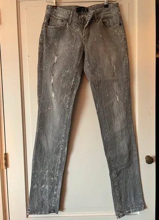 Grijze spijkerbroek, merk: Just Cavalli, staat: Goed, maat: L / 40 / 12, € 9,00, € 10,15 inclusief Kopersbescherming