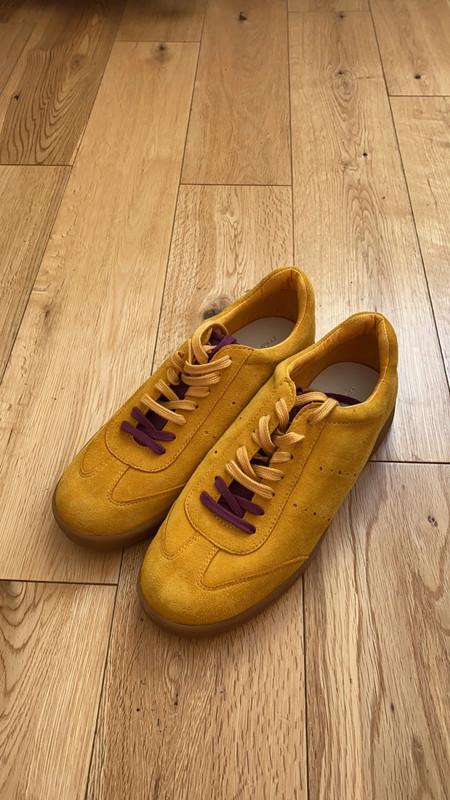 Sneakers sale mellow yellow