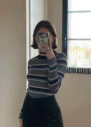 T-shirt à manches longues h&m, marke: H&M, zustand: Neu, größe: XS / 34 / 6, 8,00 €, 9,10 € inklusive Vinted-Käuferschutz