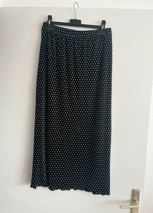 Long maxi skirt Pull&Bear with polka dots longue jupe à pois L, marke: Pull & Bear, zustand: Sehr gut, größe: L / 40 / 12, 10,00 €, 11,20 € inklusive Vinted-Käuferschutz