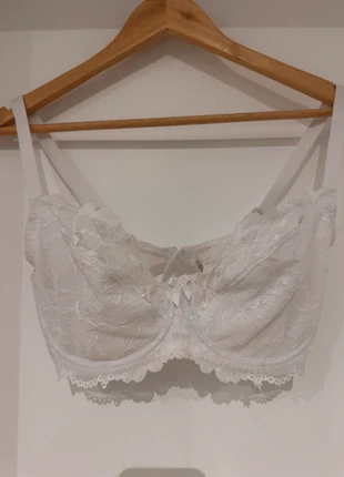 Soutien gorge blanc 85G, marque: Ivory Rose, état: Neuf sans étiquette, taille: 85G, 5,00 €, 5,95 € Protection acheteurs incluse